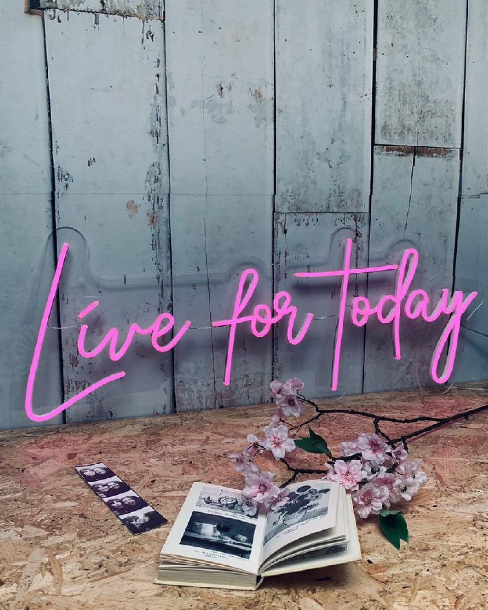 Bistro Neon Sign Dubai